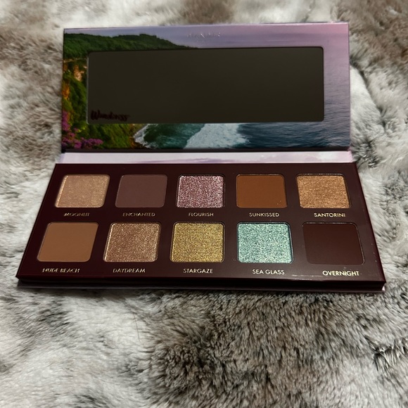 Wander Beauty Wanderess Escape Eyeshadow Palette - Picture 4 of 4